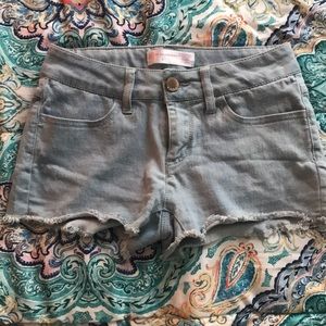 No Boundaries shorts